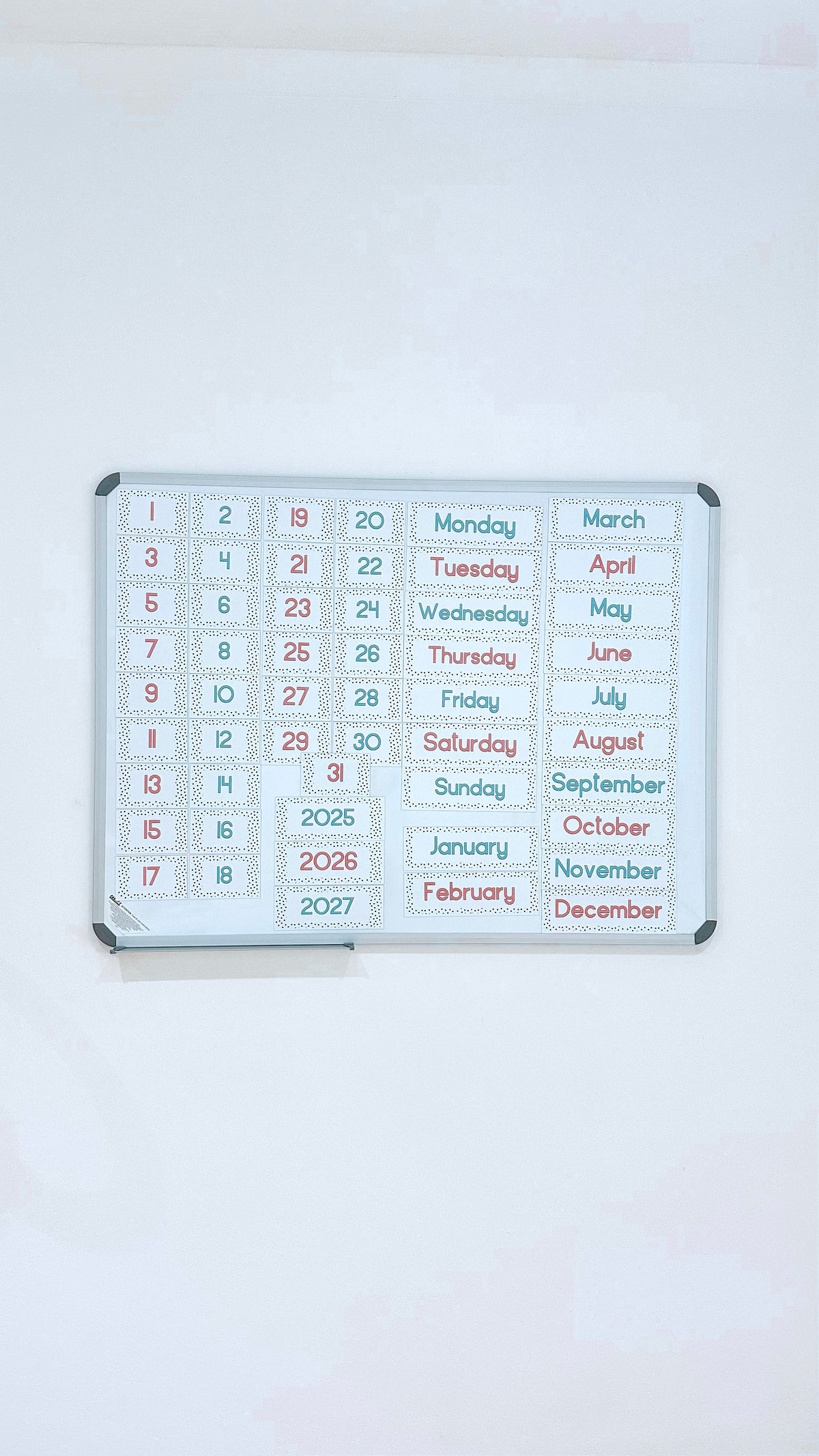 Polka Dot Calendar Magnets