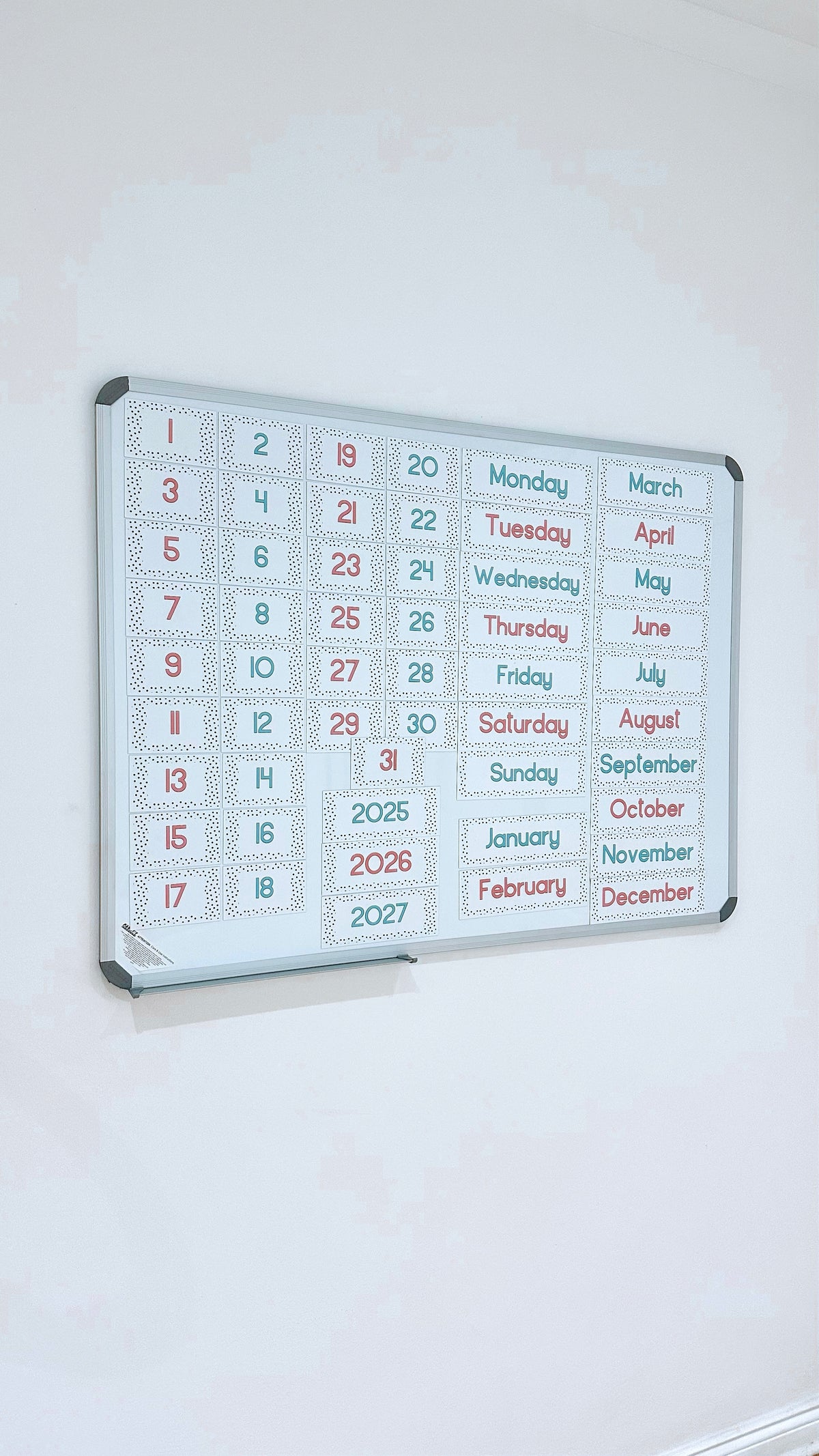 Polka Dot Calendar Magnets