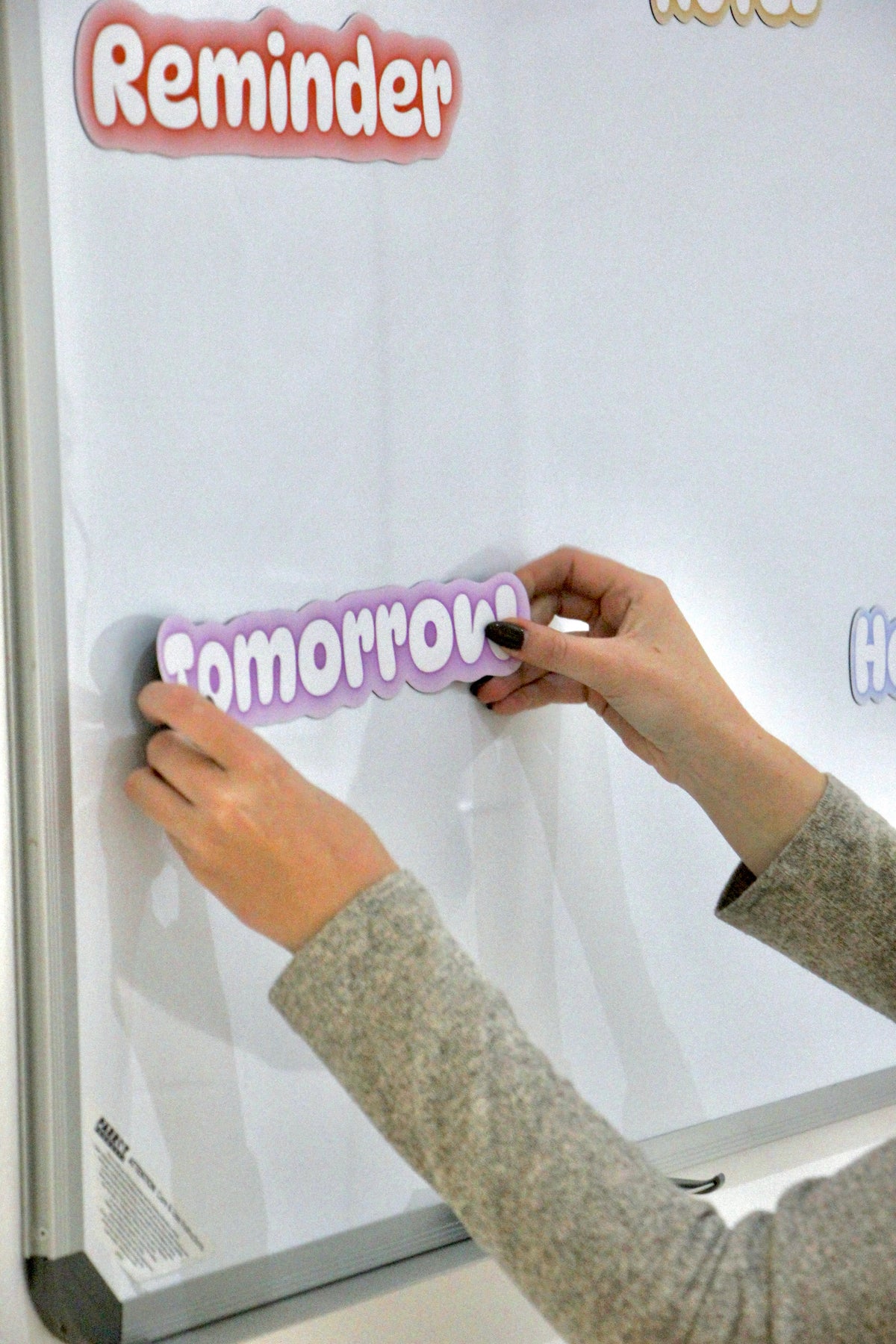 Glow Reminder Magnet Set